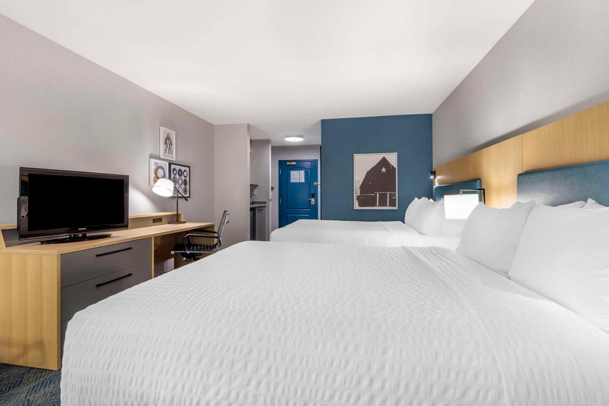 ควอลิตี้ โฮเต็ล แอนด์ คอนเฟอเรนซ์ เซ็นเตอร์ แอบบอตส์ฟอร์ด Hotel อับบอทส์ฟอร์ด ภายนอก รูปภาพ