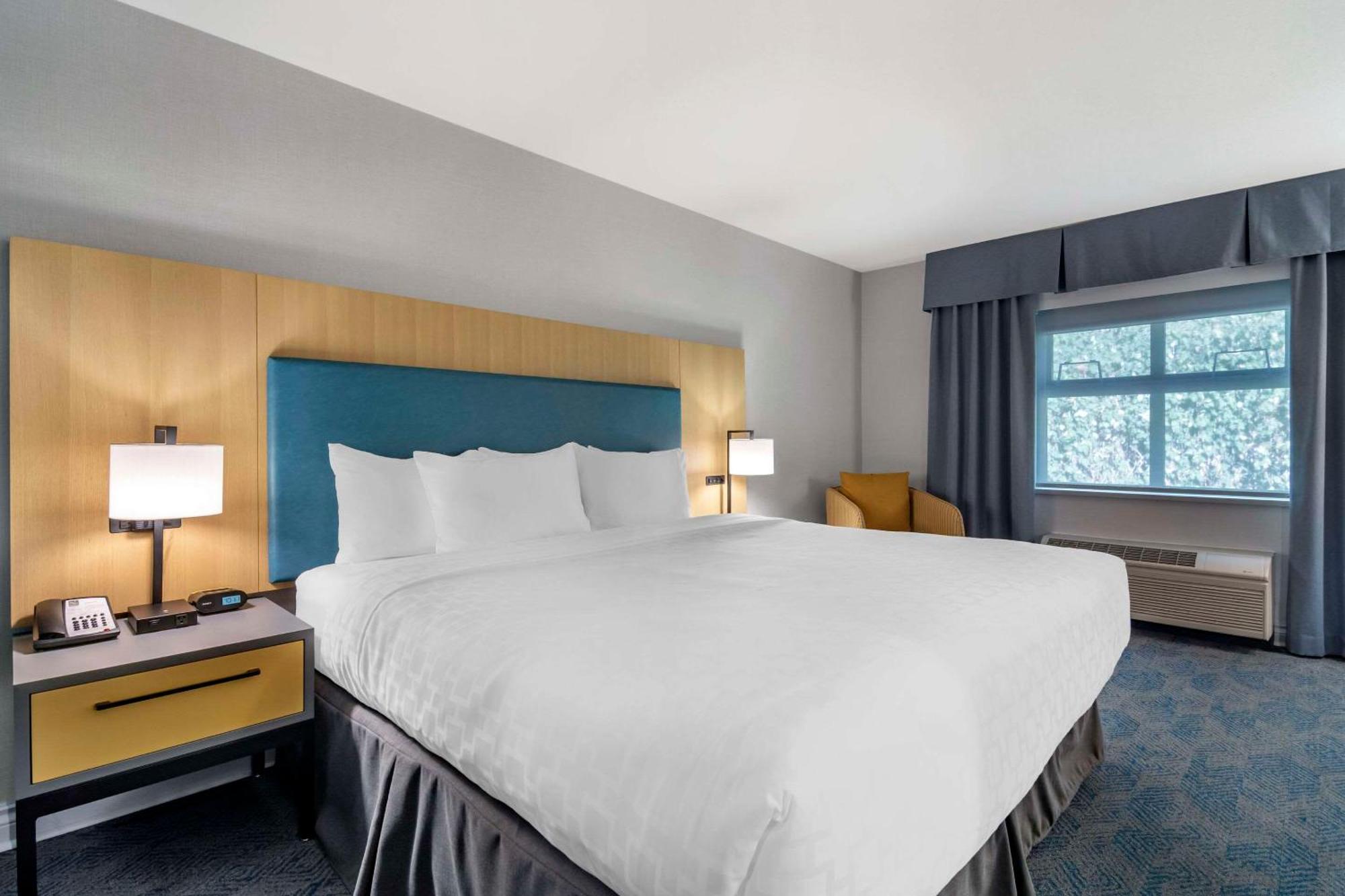 ควอลิตี้ โฮเต็ล แอนด์ คอนเฟอเรนซ์ เซ็นเตอร์ แอบบอตส์ฟอร์ด Hotel อับบอทส์ฟอร์ด ภายนอก รูปภาพ